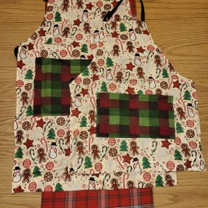 Mom and Me Holiday Apron Set